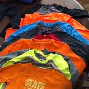 Bundle of boys long sleeved Ts all siZe 4 T 💙